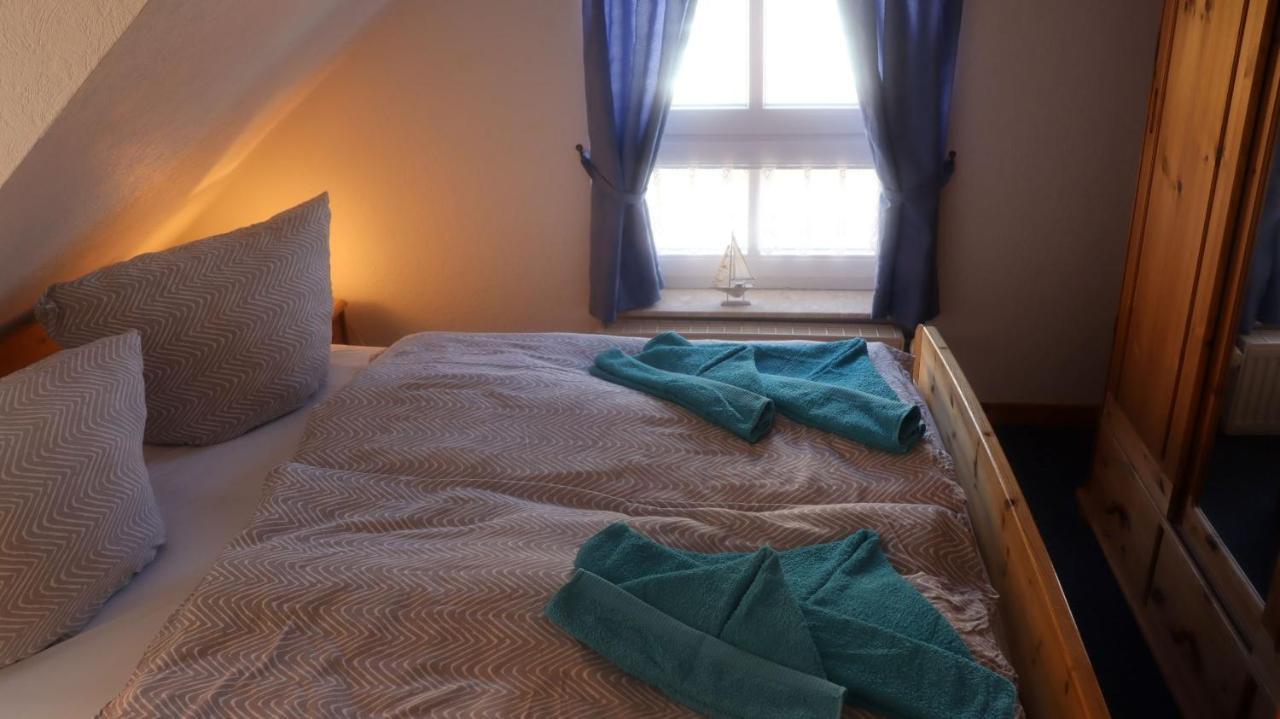 Ferienwohnung " Luv " Neuharlingersiel Buitenkant foto