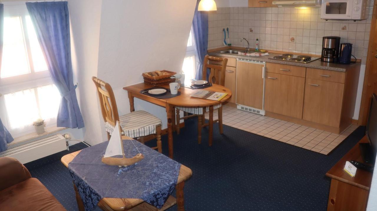 Ferienwohnung " Luv " Neuharlingersiel Buitenkant foto